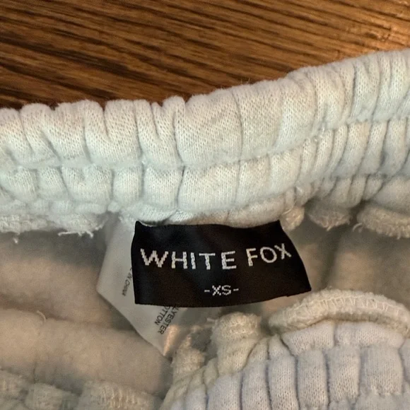 White Fox Boutique Light Gray Joggers XS - Picture 2 of 4